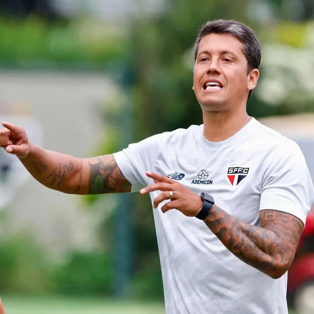 Thiago Carpini, novo treinador do  São Paulo, no CT da Barra Funda | Foto: Rubens Chiri/saopaulofc