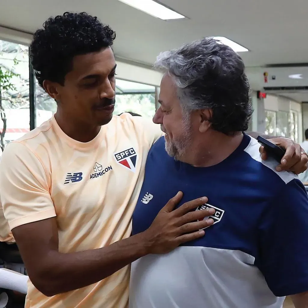 Luiz Gustavo e Julio Casares | Foto: divulgação/saopaulofc
