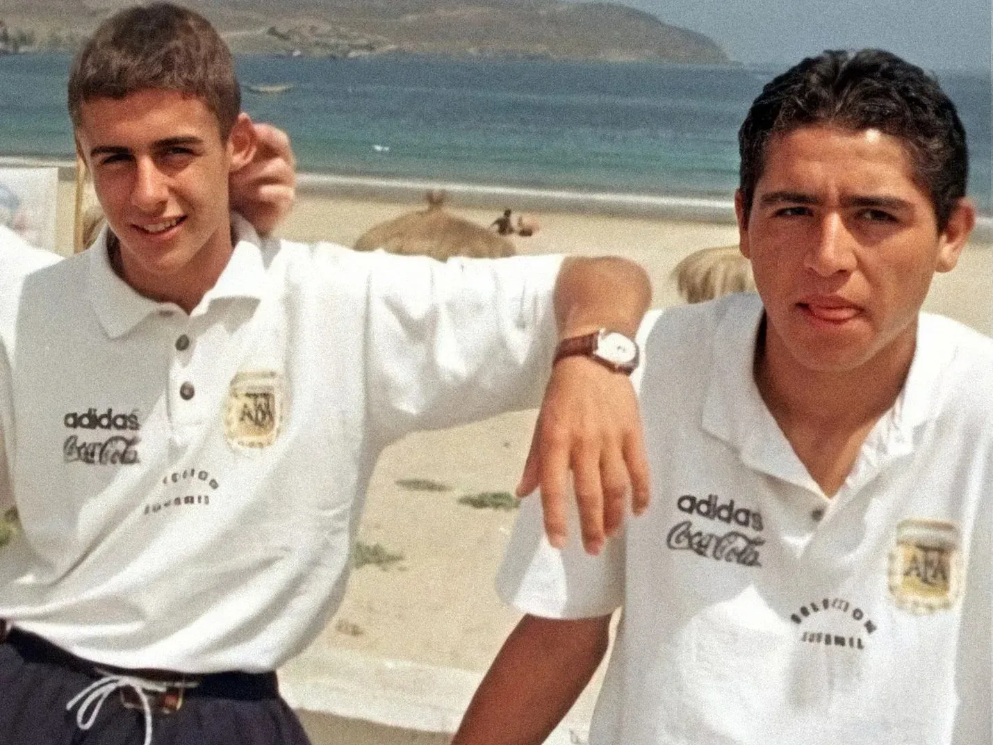 Aimar y Riquelme en el Sub 20 de Malasia. Foto web