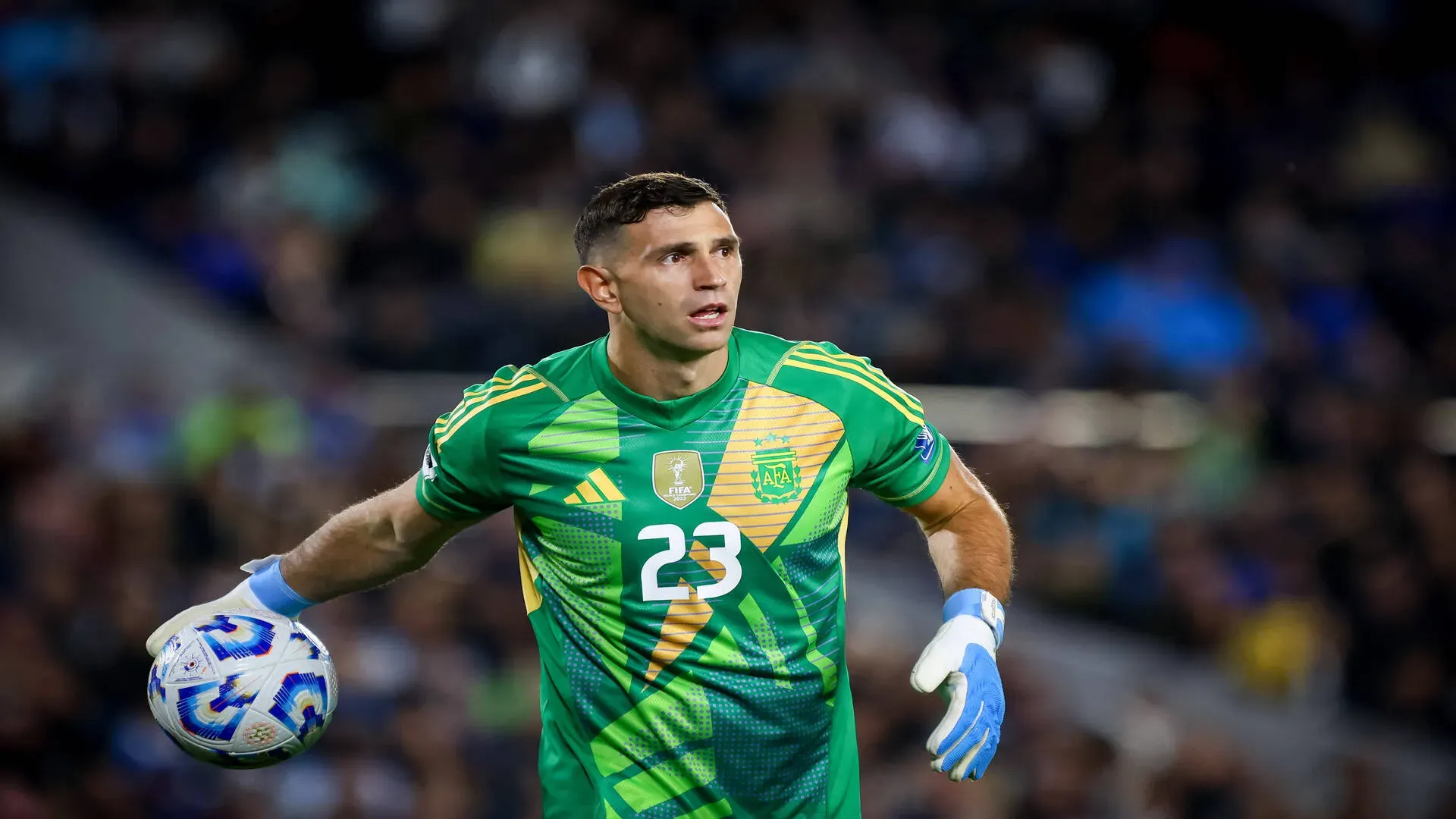 Dibu Martínez no ataja en Argentina vs. Bolivia.