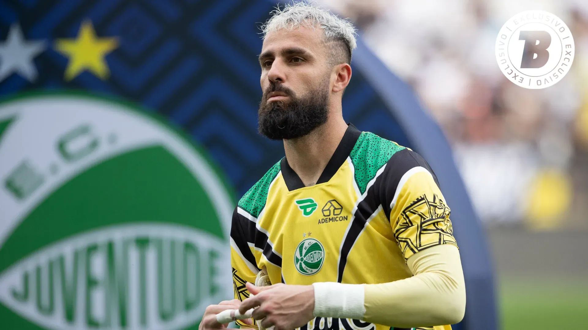 Jandrei, do São Paulo, em ação pelo Juventude. Foto: Joisel Amaral/AGIF