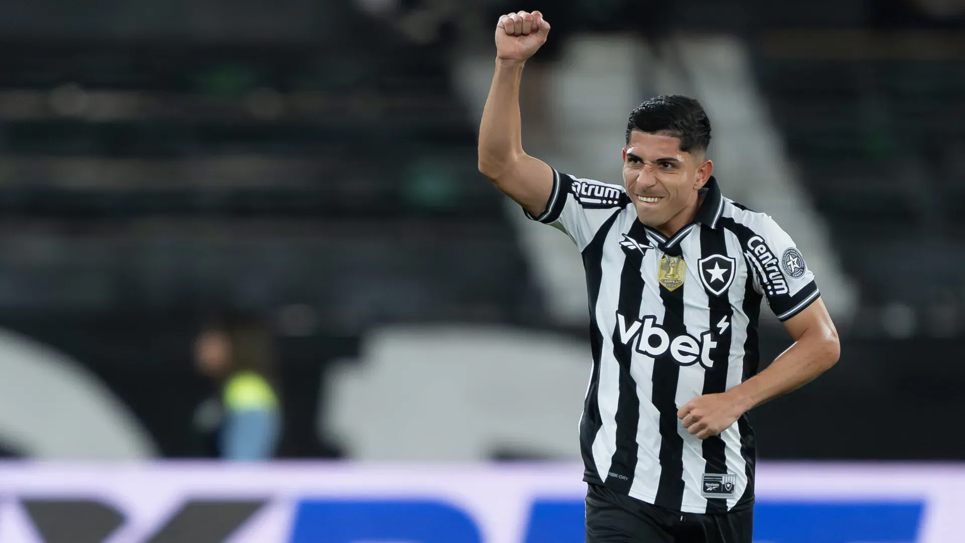 Savarino deve reforçar o Fluminense nesta janela – Foto: Jorge Rodrigues/AGIF