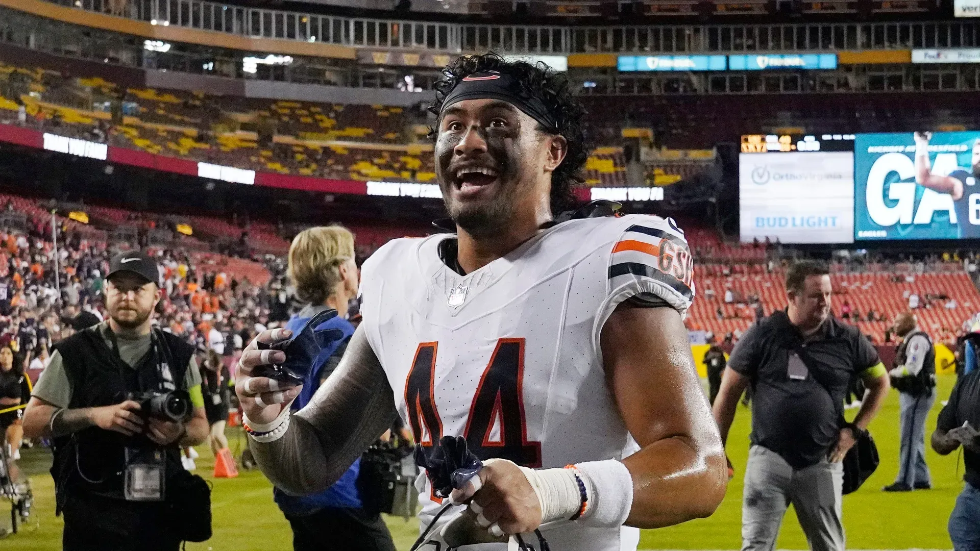 Noah Sewell #44 of the Chicago Bears