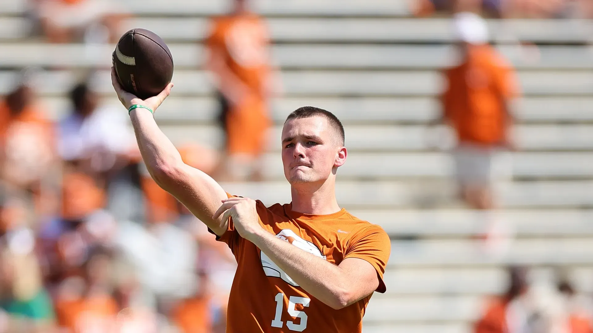 Trey Owens warming up before a game in the 2024 NCAA season