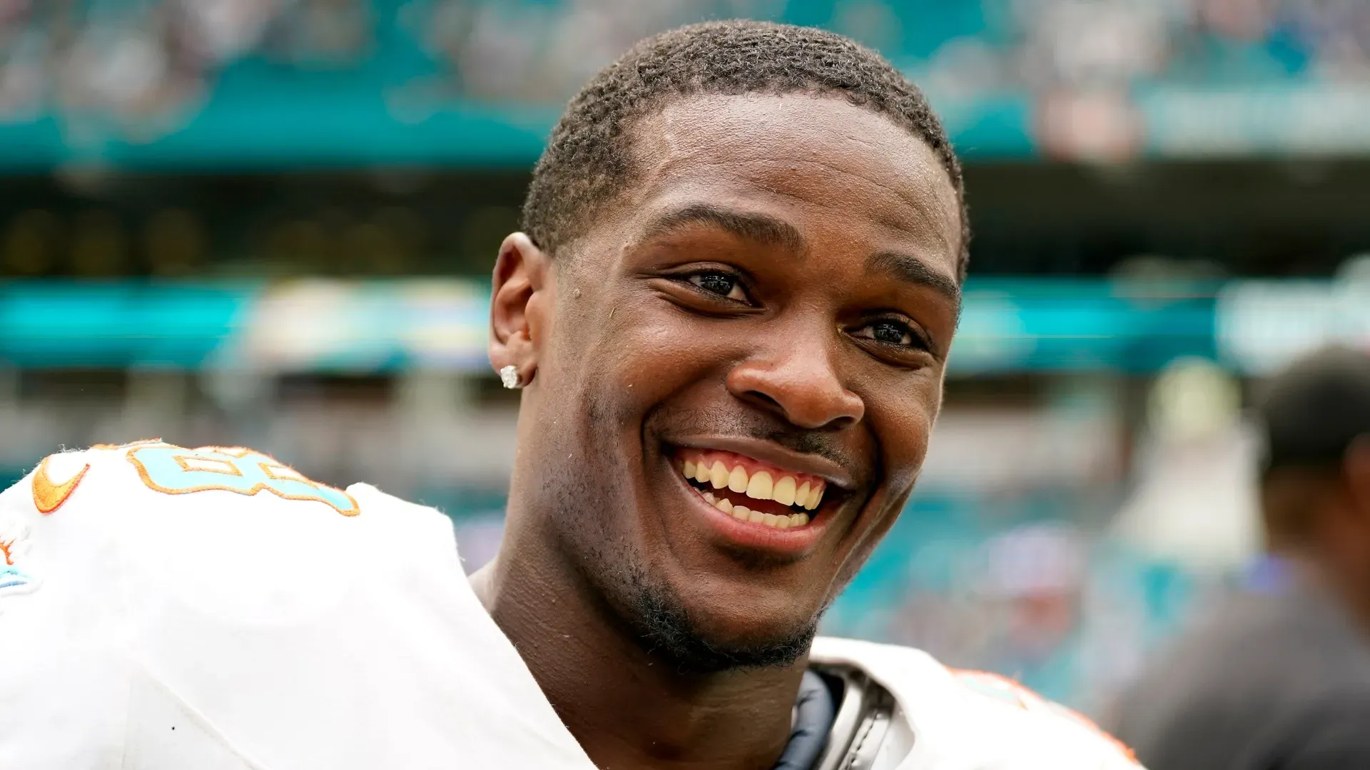 De'Von Achane of the Miami Dolphins