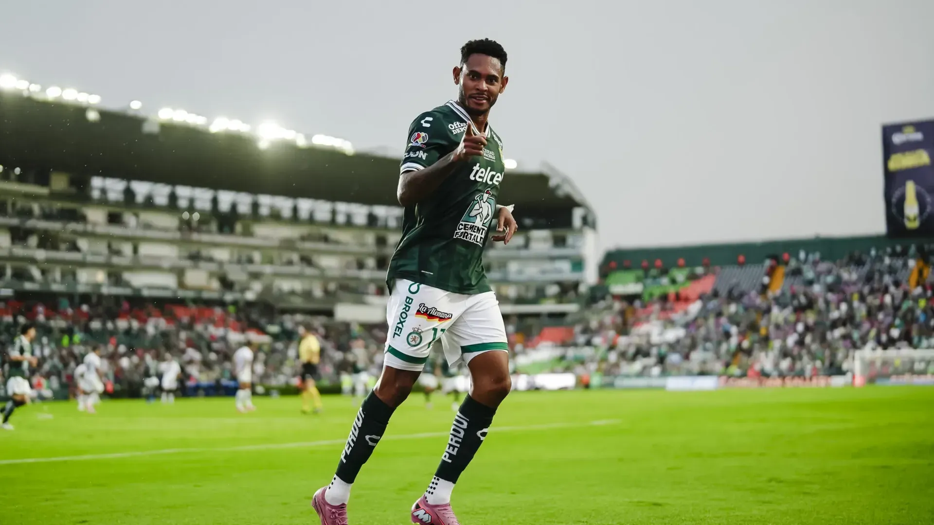 Desde su llegada al club Esmeralda, Ismael Díaz lleva 5 goles en 12 juegos. (Foto: León)