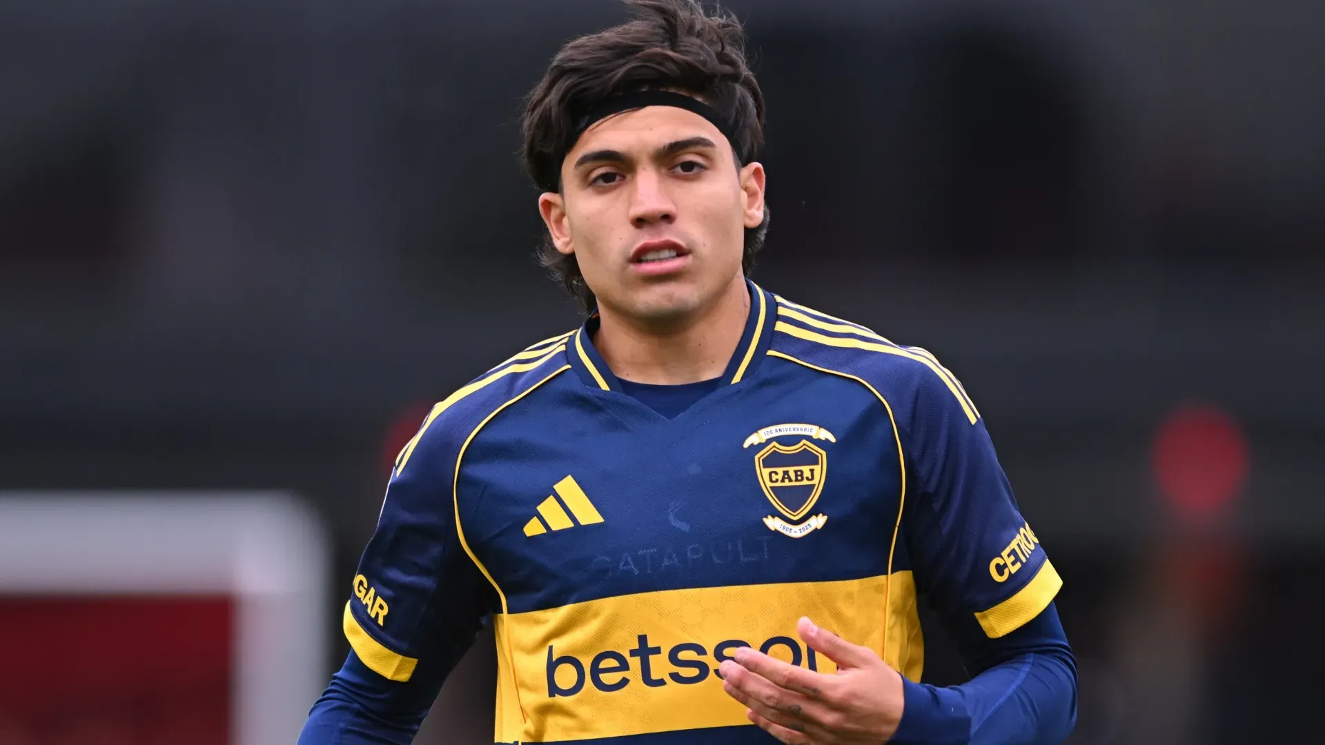 Zeballos salió contra Racing.