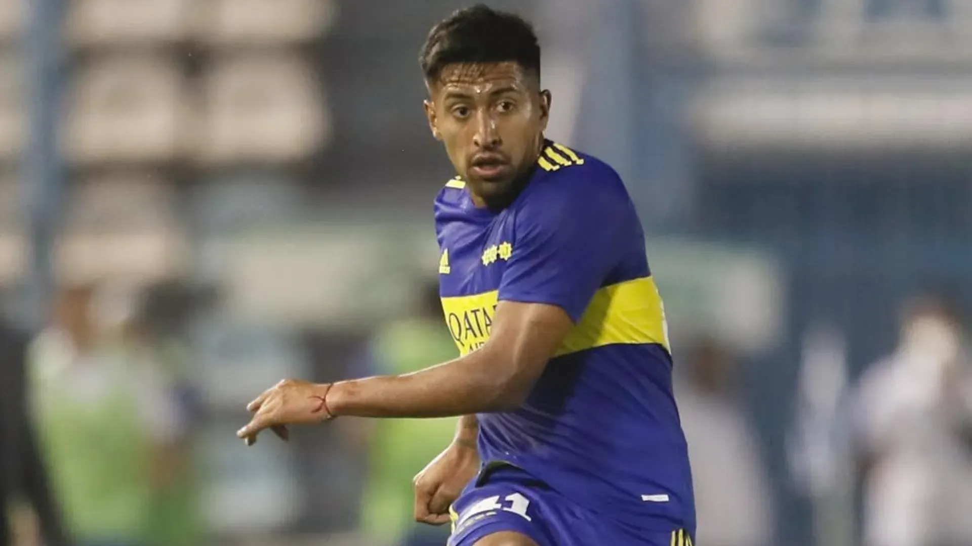 Montes jugó varios partidos en Boca pero ahora se entrena apartado.