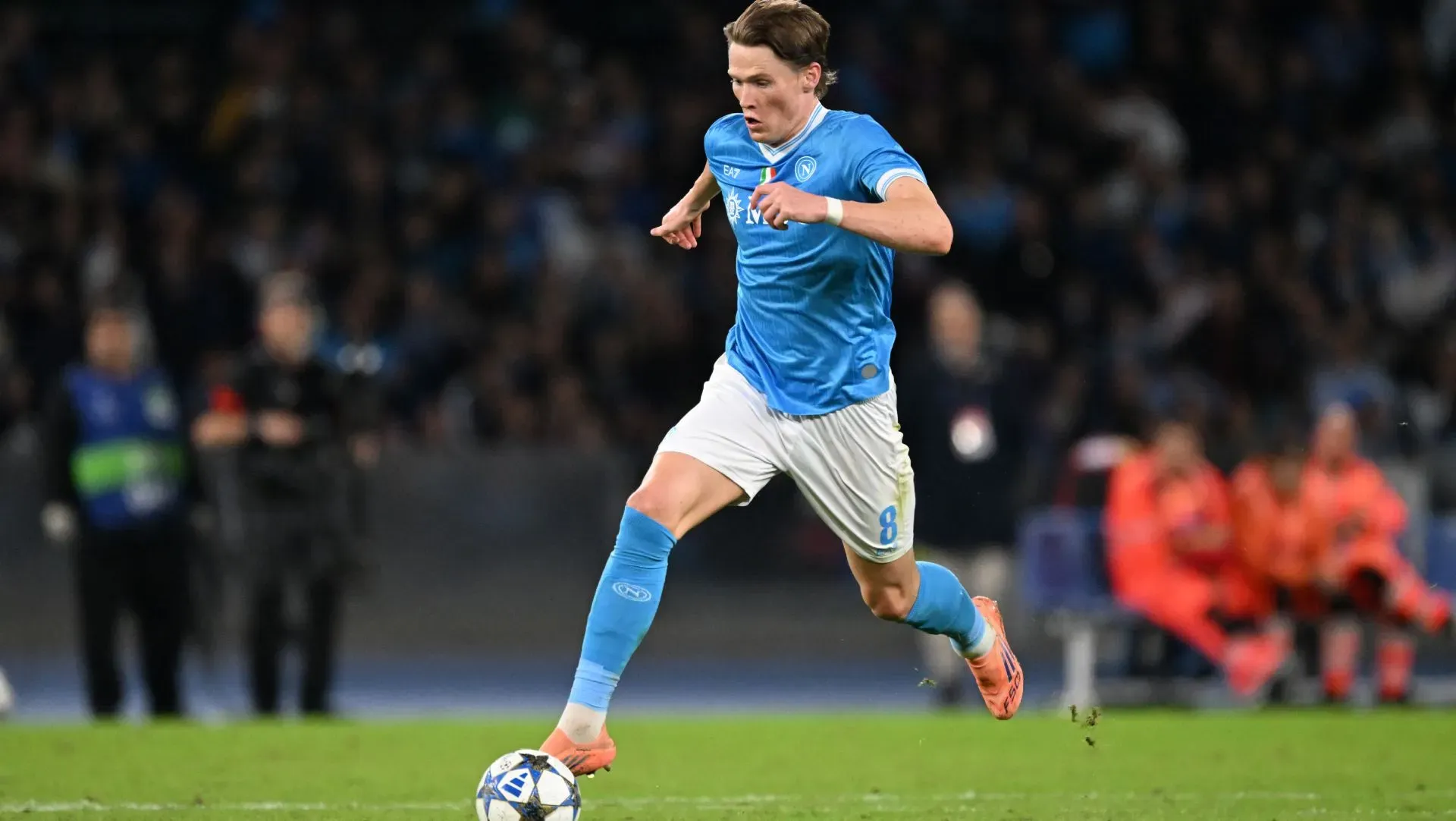 McTominay durante partida da Champions League 2025/26. Foto: Francesco Pecoraro/Getty Images