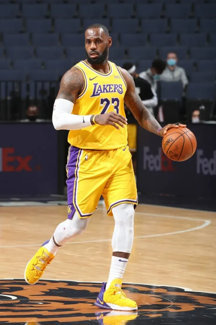 LeBron James (Foto: @brkicks)