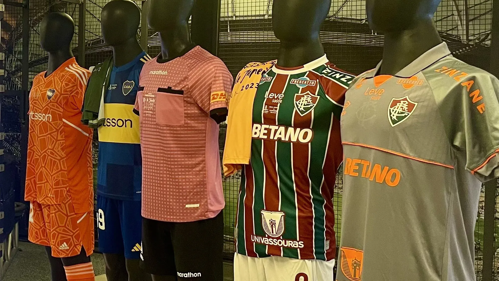 La indumentaria que usarán Boca y Fluminense en la Final de la Copa Libertadores. @Conmebol.
