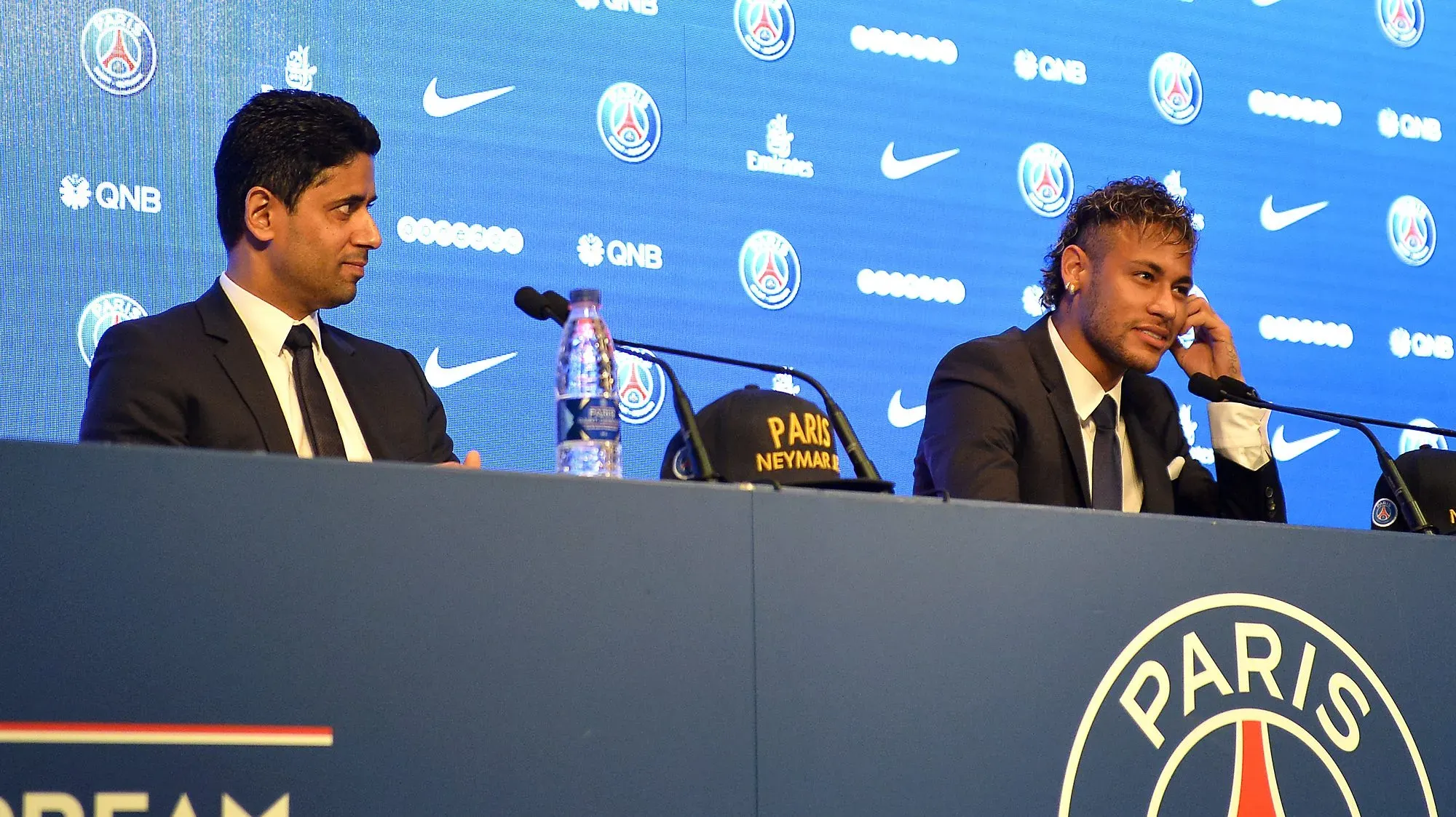 4 de agosto del 2017, el día de la presentación de Neymar en el PSG. Casi seis años después se daría su salida. Getty Images.