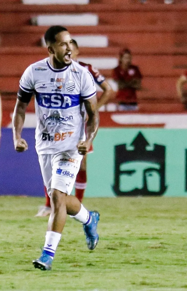 Rafael Vieira/AGIF – Giva comemorando seu gol pelo CSA