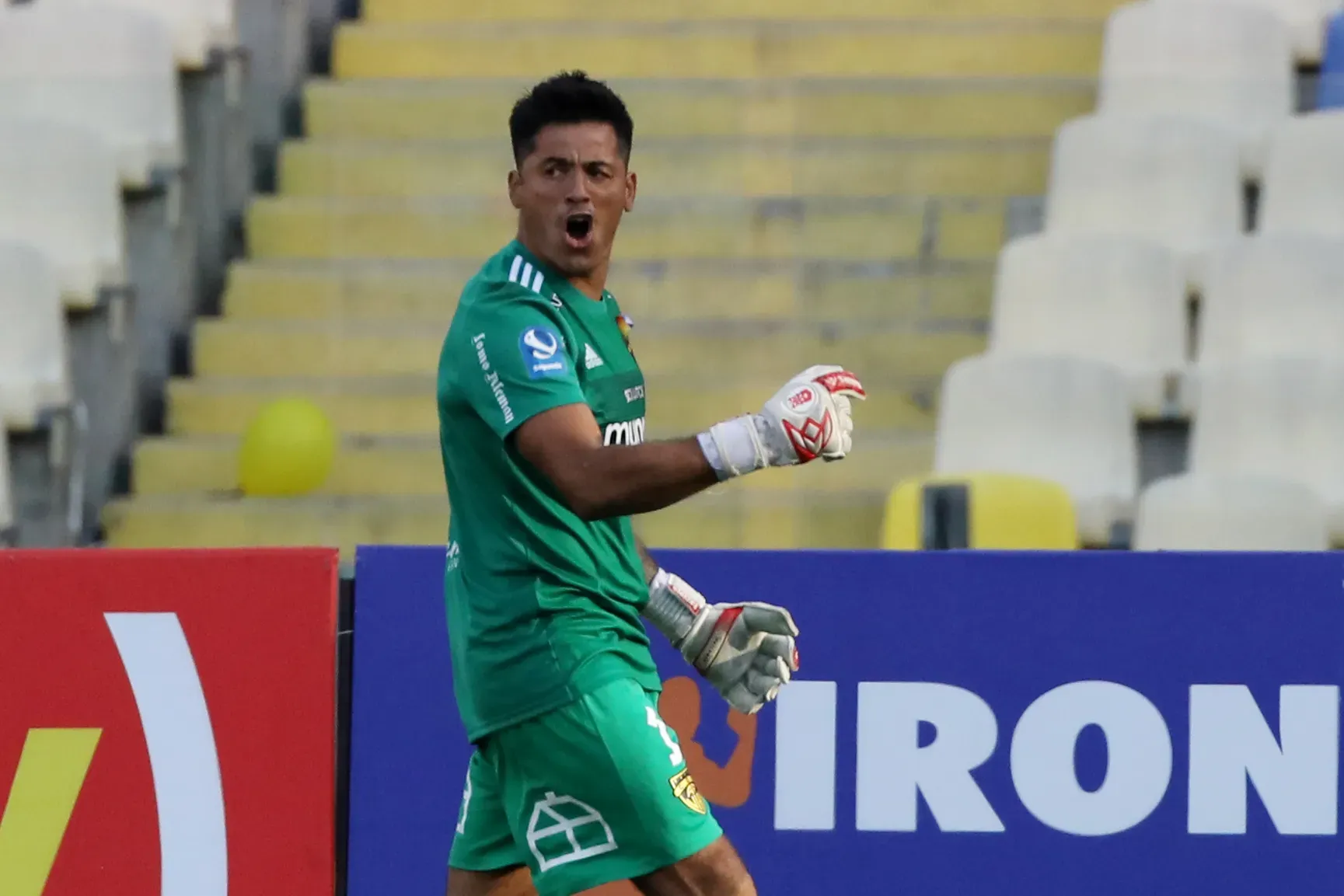 Veloso pasó por el archirrival del conce, el Vial/Photosport