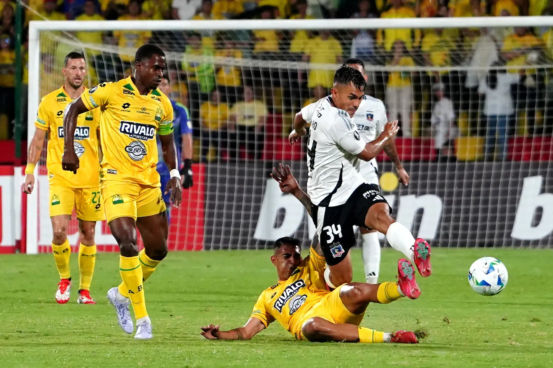 Colo Colo logra empatar un duelo que se le había puesto cuesta arriba en Colombia. Rescatan un punto de visita en su debut en Copa Libertadores 2025 | Photosport