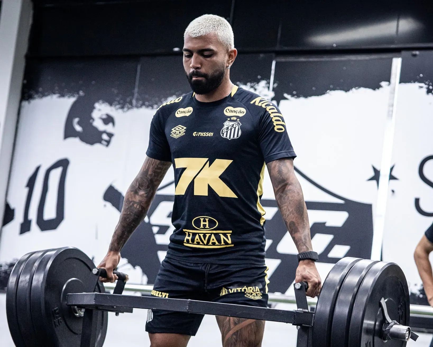 Gabigol durante treino no Santos. Fotos: Raul Baretta/Santos FC