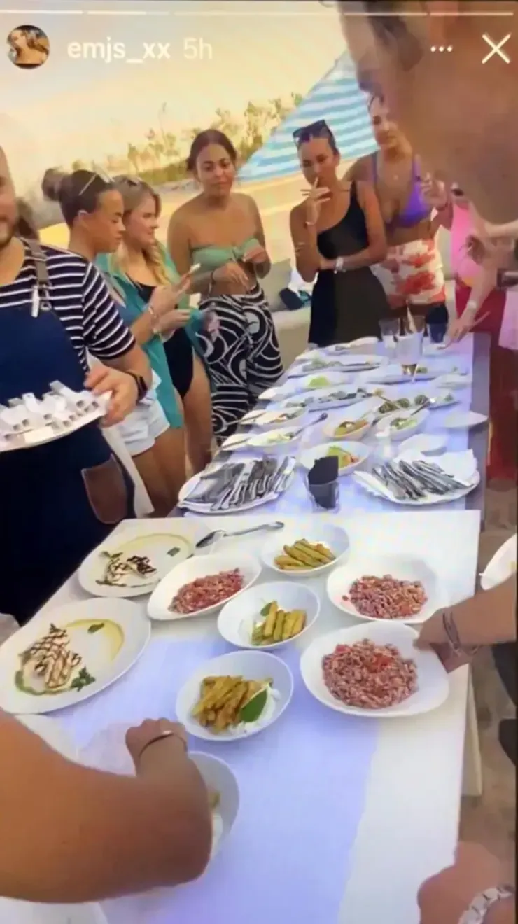 Fiesta esposas de la selección de Gales