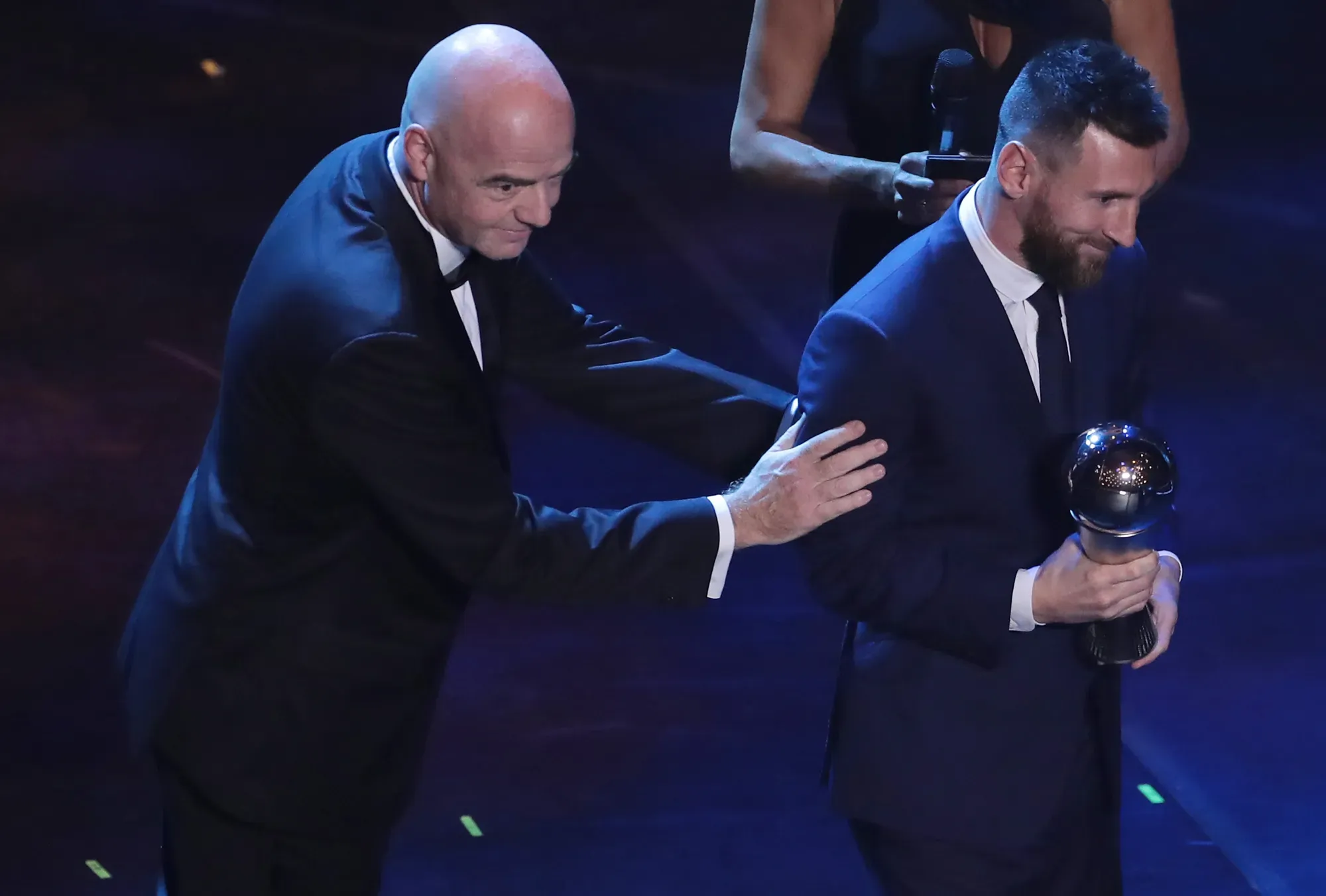 A Infantino sólo le faltó decir que quiere ver a Messi campeón del Mundo otra vez.