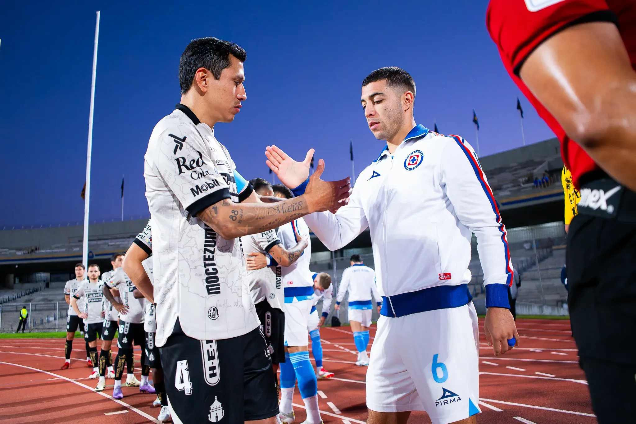 A lo Chuy Corona: Cata Domínguez quiere retirarse contra Cruz Azul (Imago 7)