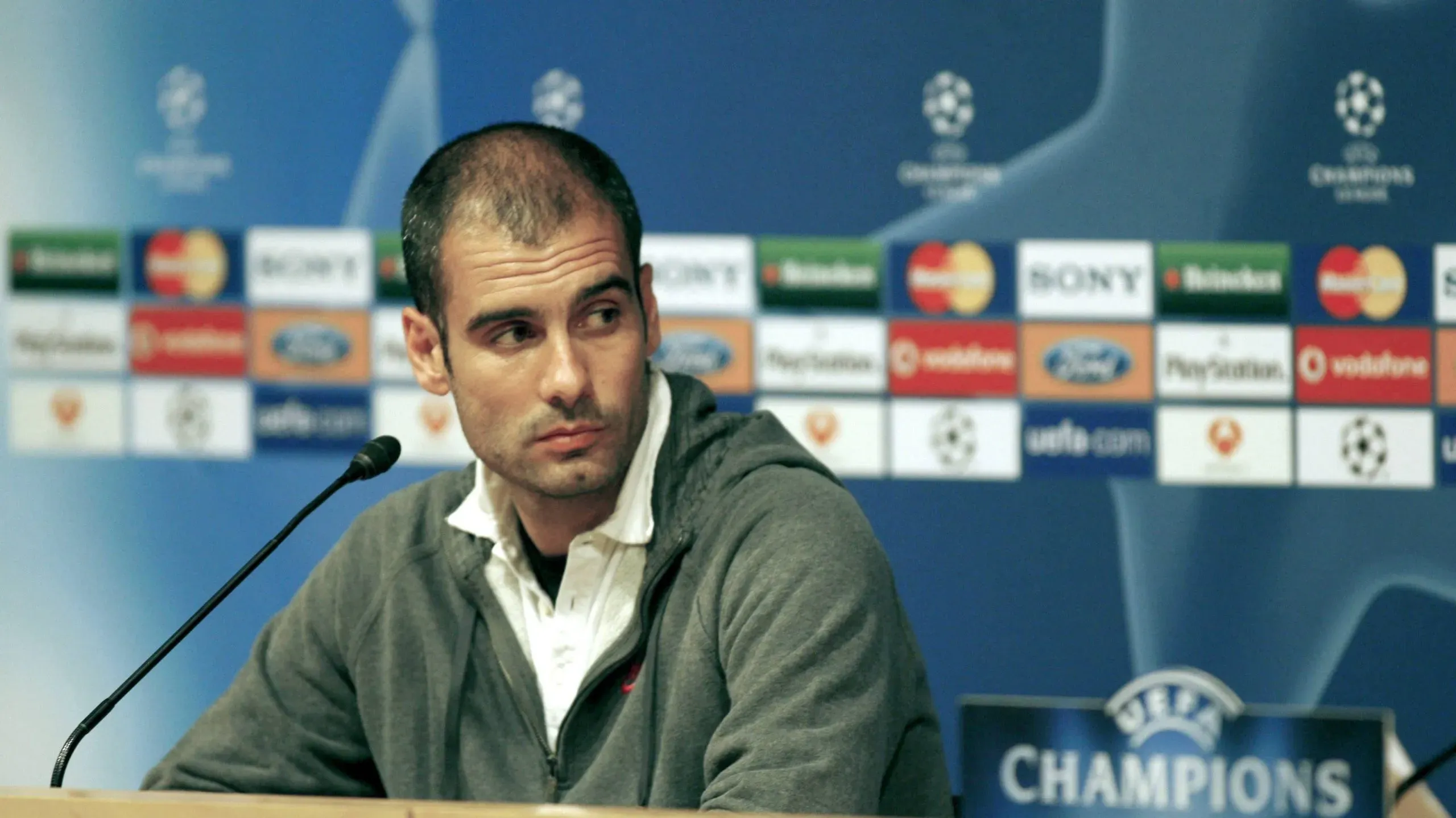 Guardiola asumió en el primer equipo del FC Barcelona ya con un título en la vitrina. (Foto: IMAGO)