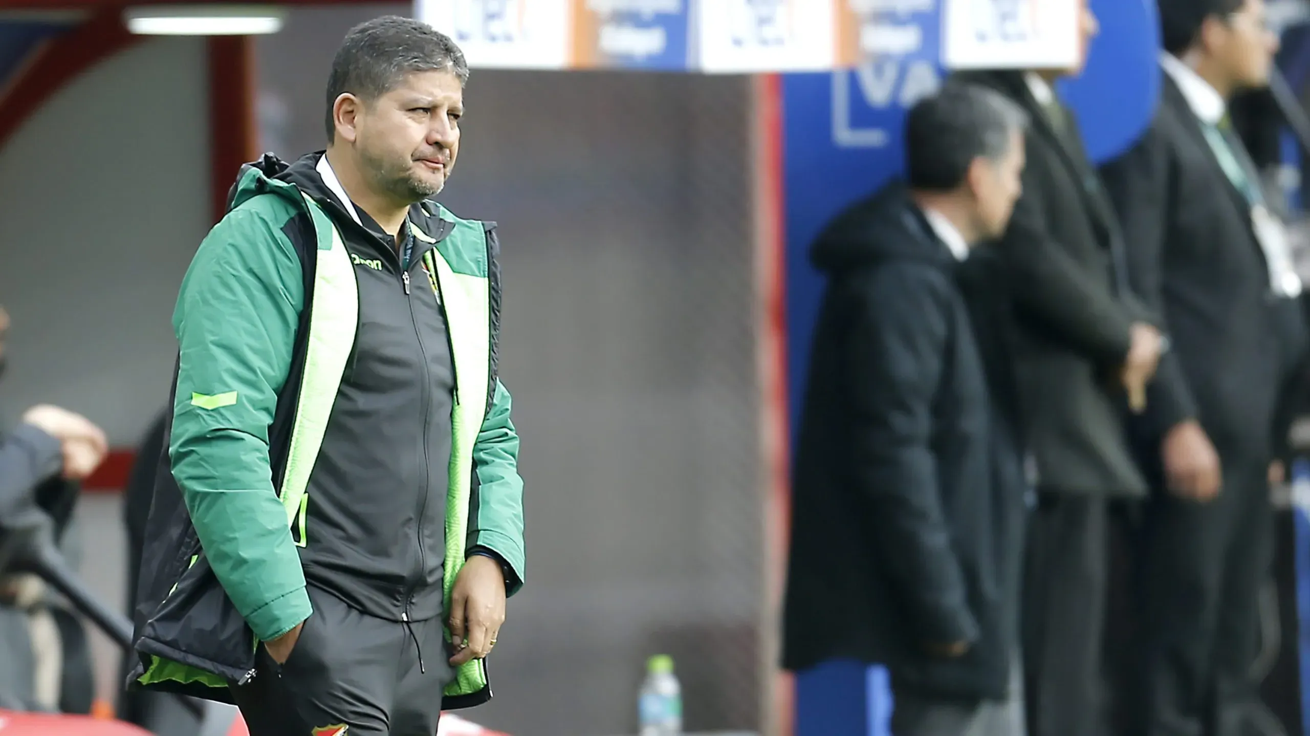 Óscar Villegas, técnico de Bolivia. (Photo by Gaston Brito Miserocchi/Getty Images)