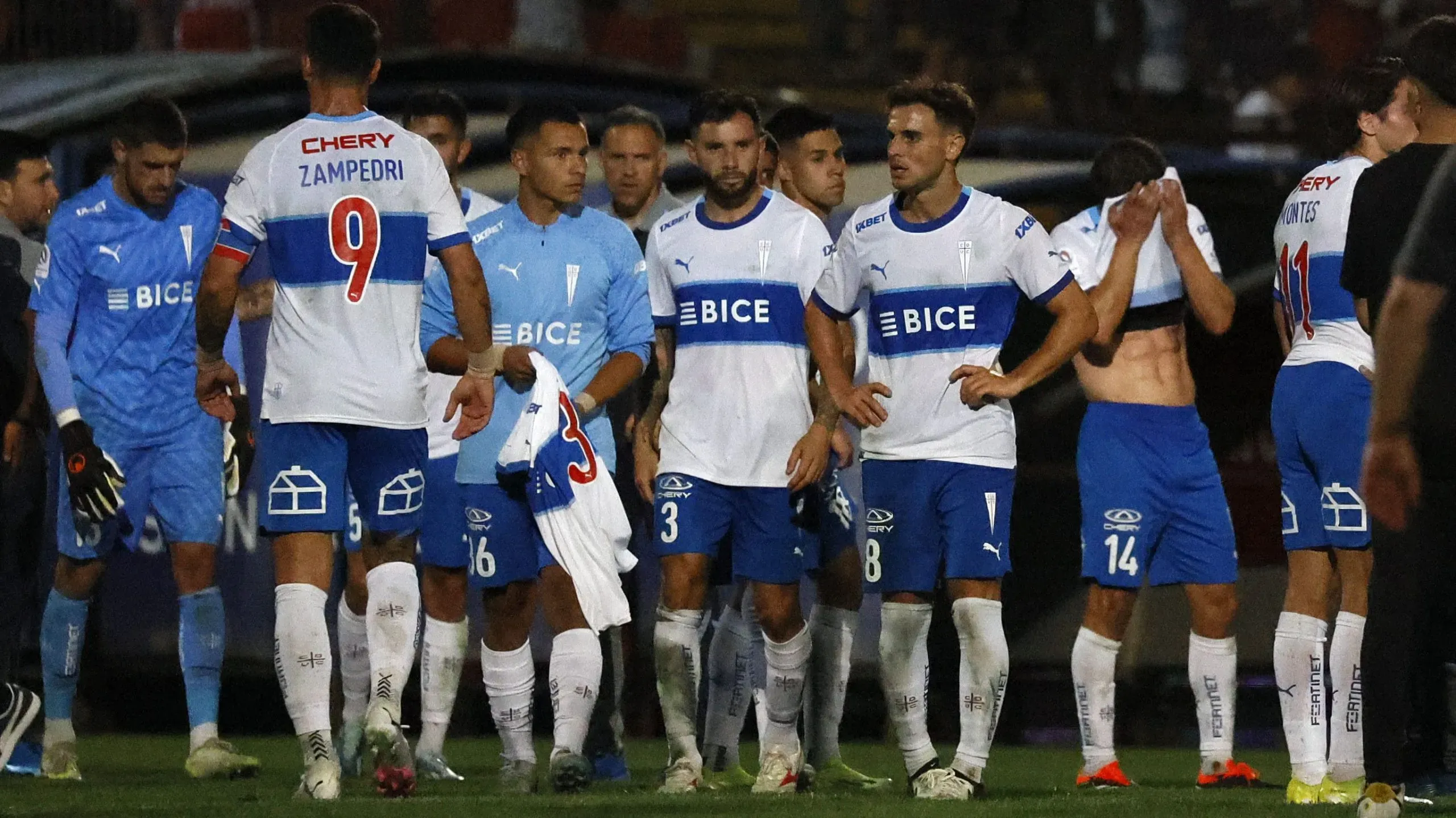 Una derrota con sabor amargo: la caída de Universidad Católica frente a Ñublense (Photosport)