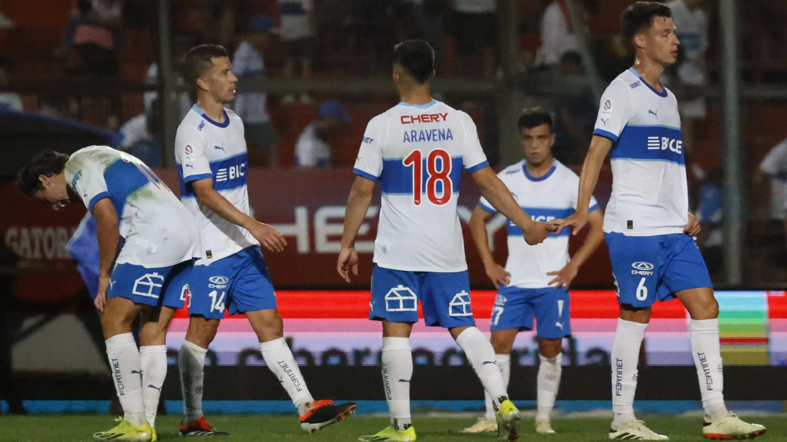 La UC busca levantar cabeza contra Palestino y no sufrir otra derrota como contra Ñublense (Photosport)