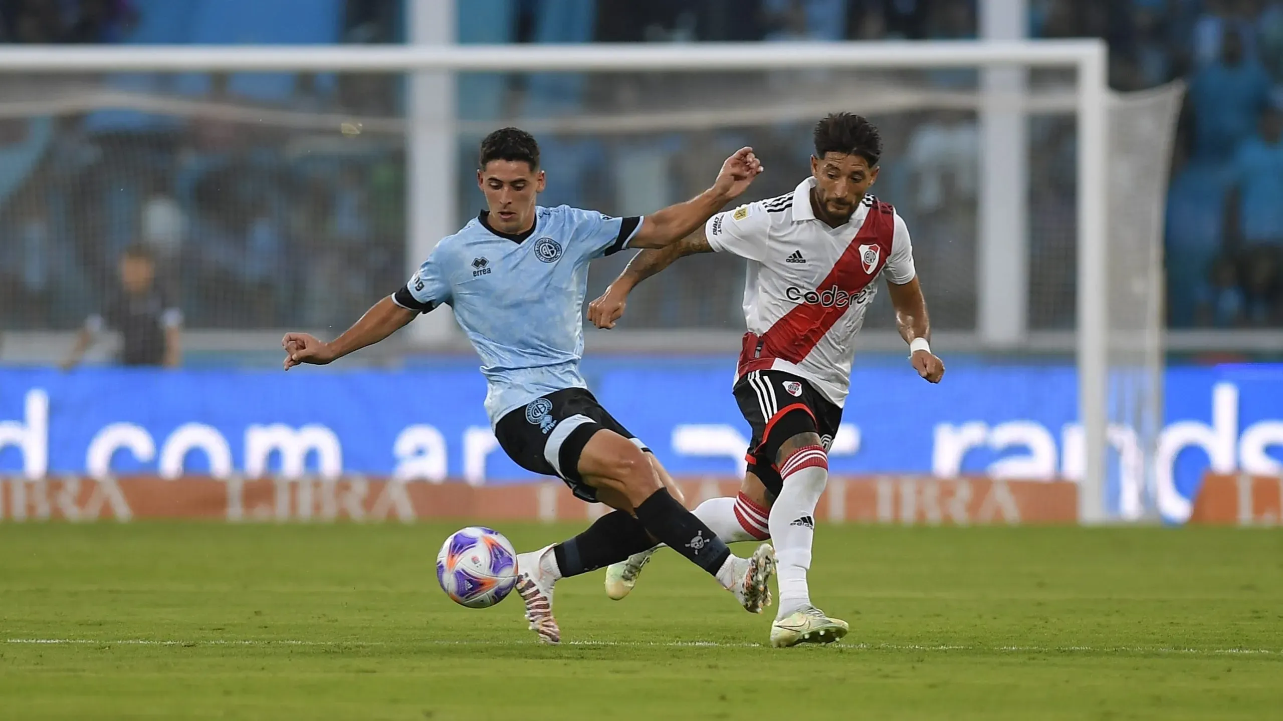 River y Belgrano se enfrentan en Córdoba. (Getty)