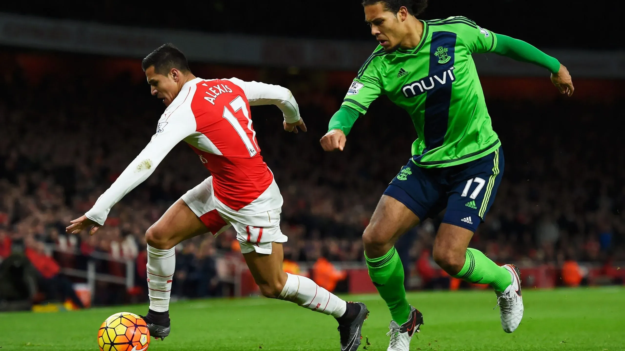 Alexis Sánchez por Arsenal vs. Virgil van Dijk en Southampton (Getty Images)