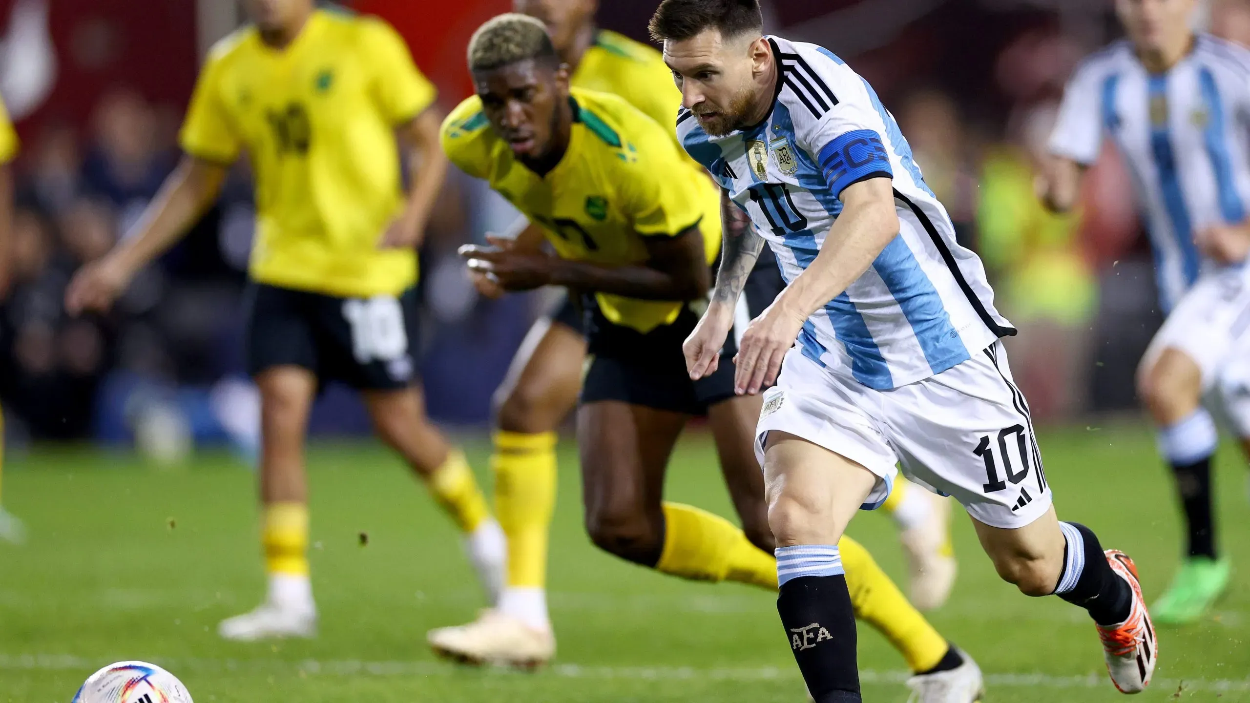 Lionel Messi  el 27 de septiembre del 2022 en Nueva Jersey contra Jamaica. Getty Images.