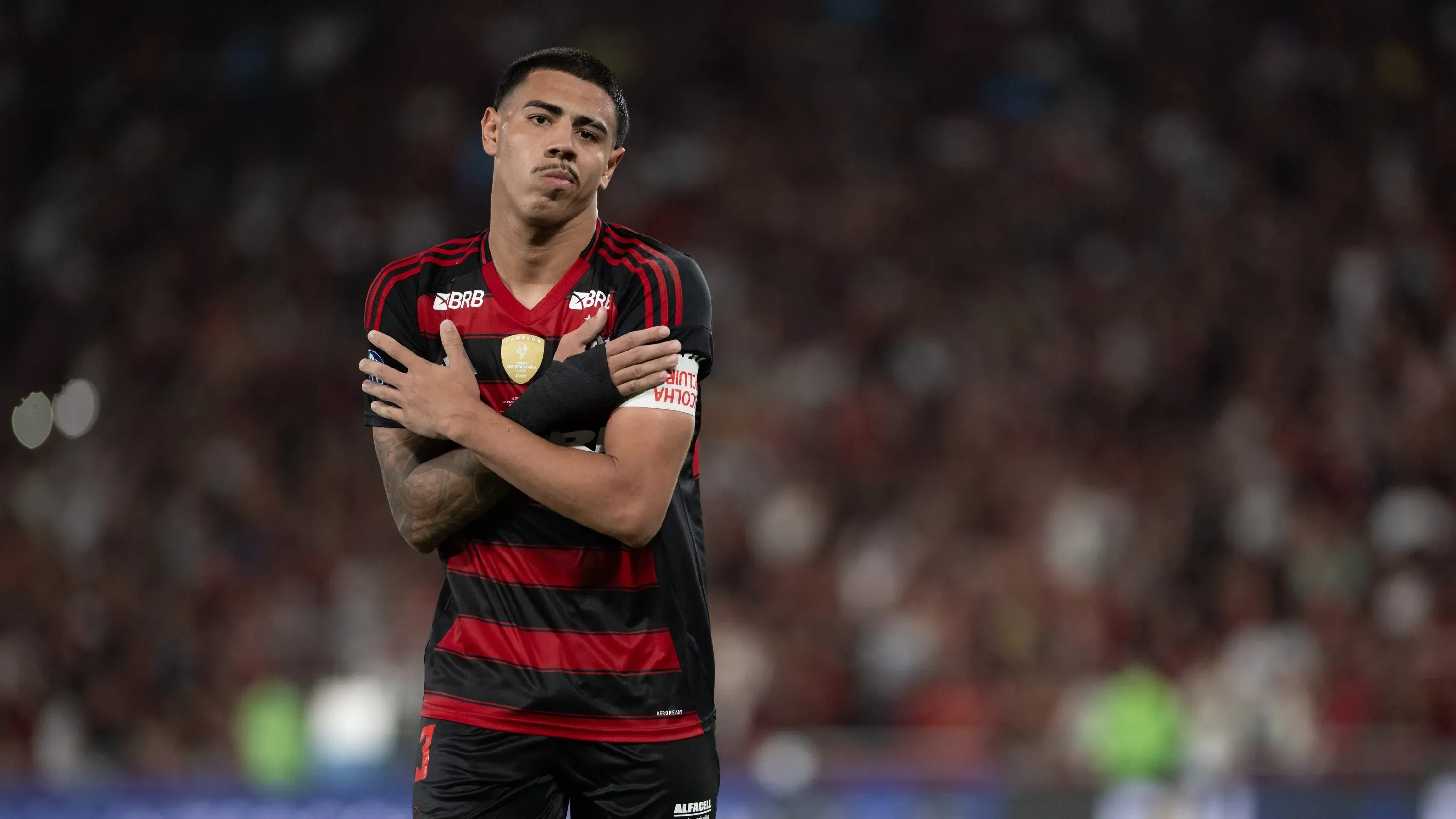 Iago jogador do Flamengo comemora durante partida contra o Barcelona no estadio Maracana pelo campeonato COPA  INTERCONTINENTAL  SUB-20 2025. Foto: Jorge Rodrigues/AGIF