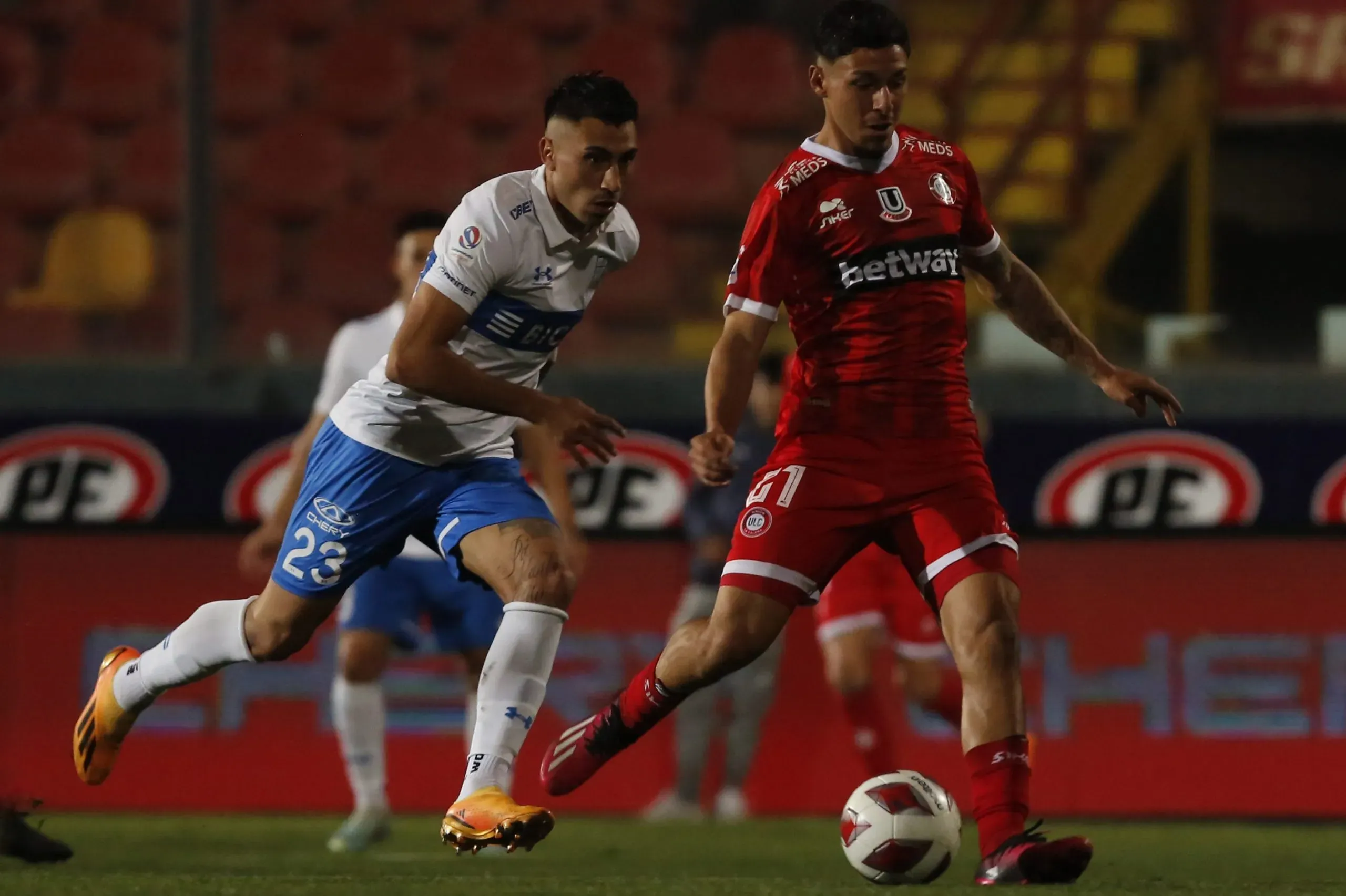 César Pérez frente a Universidad Católica, 2023 (Photosport)