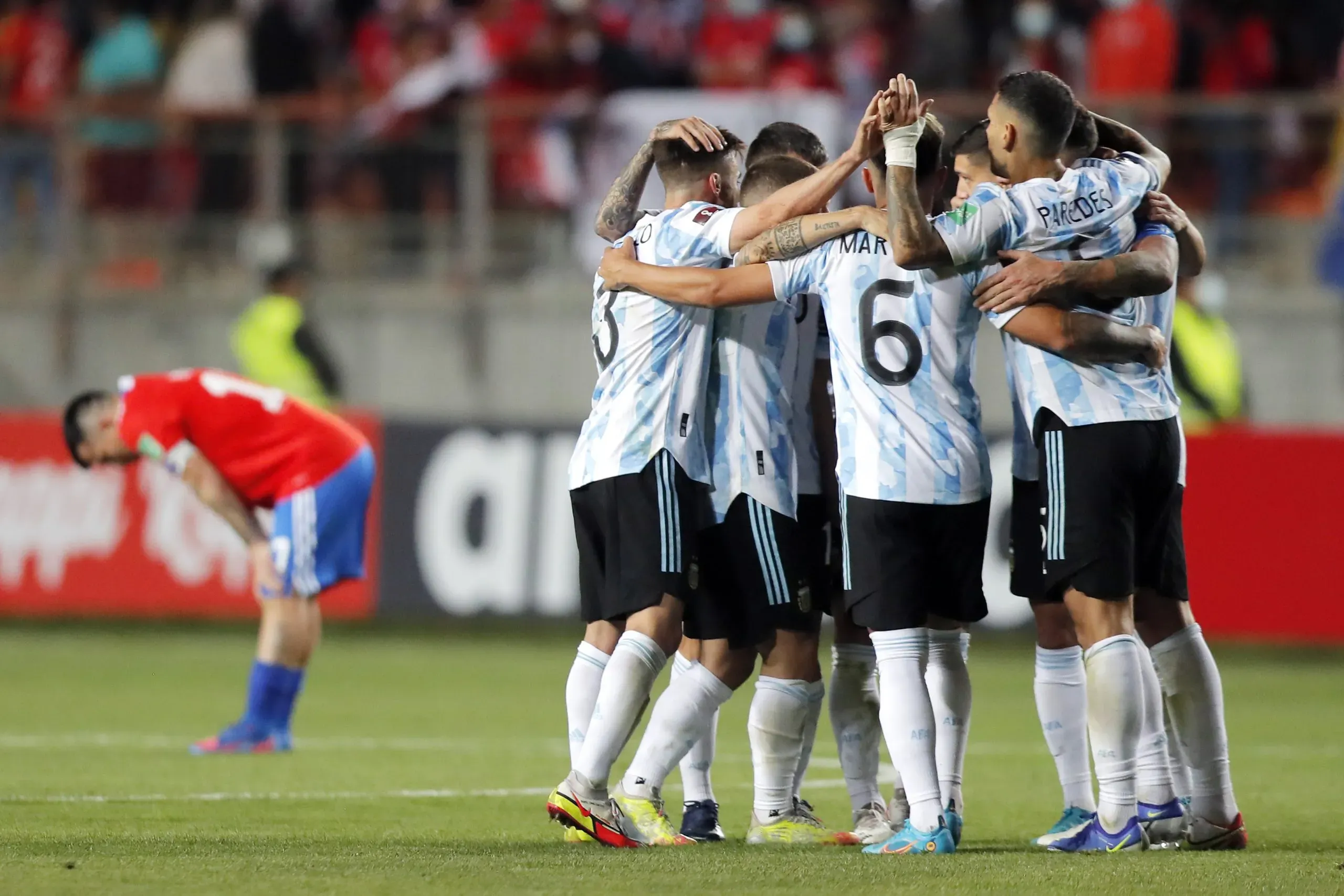 Chile 1 x 2 Argentina pelo último confronto entre as equipes. (Photo by Javier Torres-Pool/Getty Images)