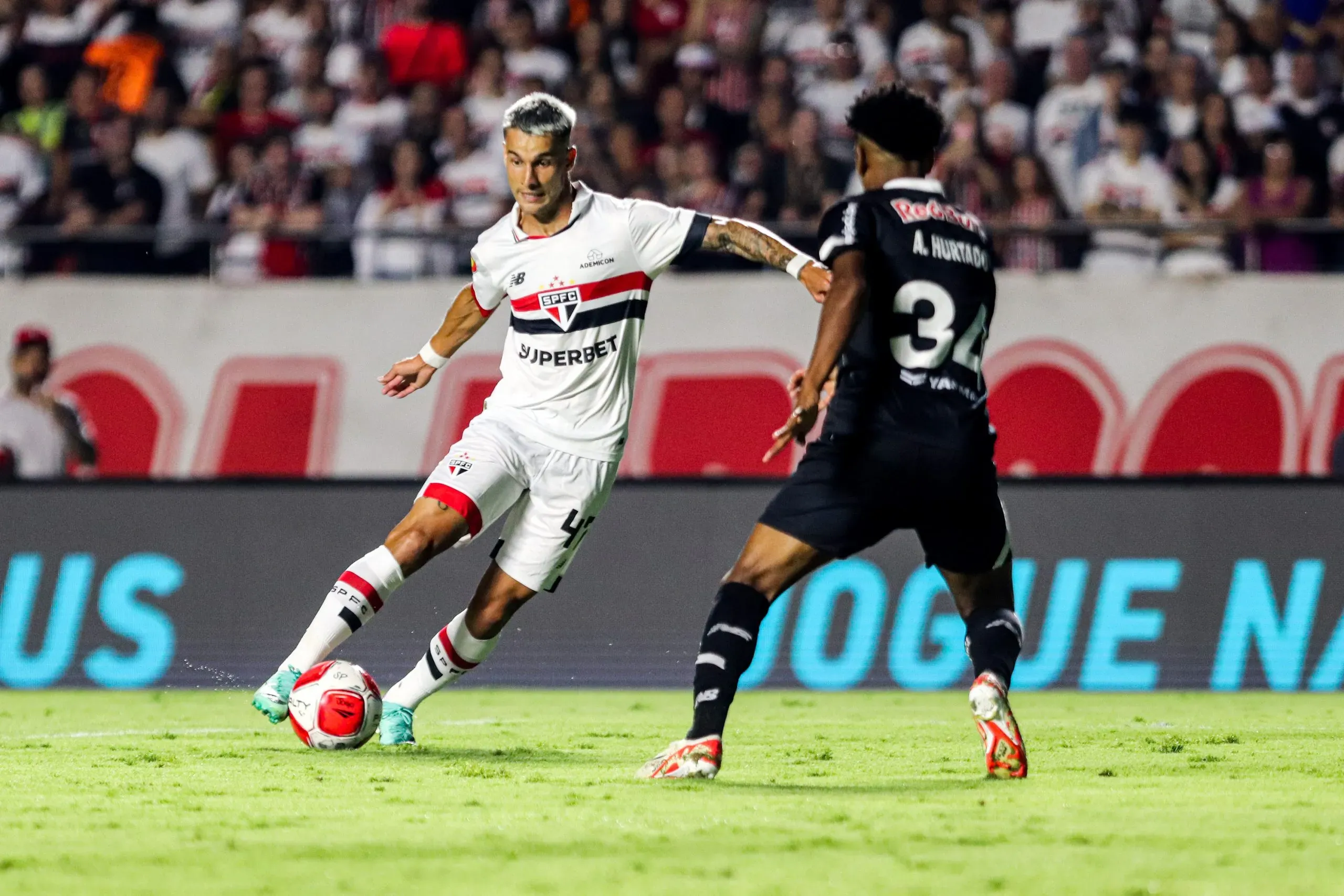 São Paulo 2 x 2 Bragantino pelo Campeonato Paulista 2024. Foto: Reinaldo Campos/AGIF