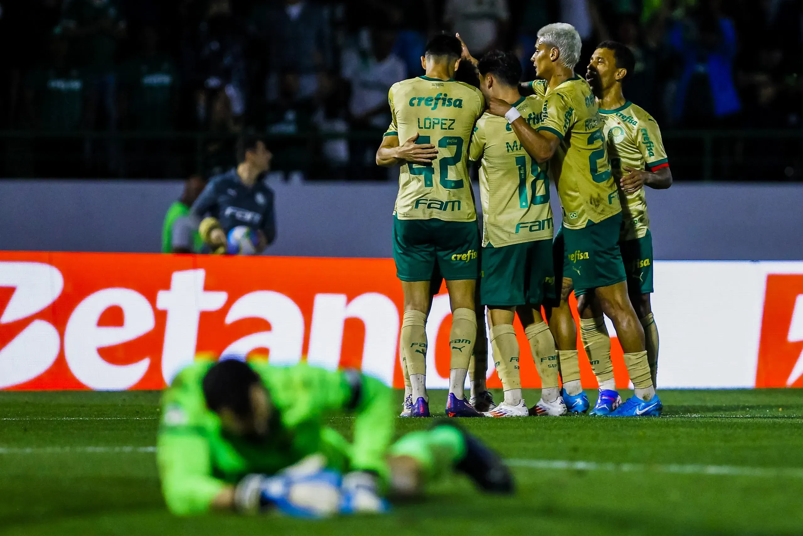 Palmeiras 5 x 0 Cuiabá pelo Campeonato Brasileiro A 2024. Foto: Marco Miatelo/AGIF