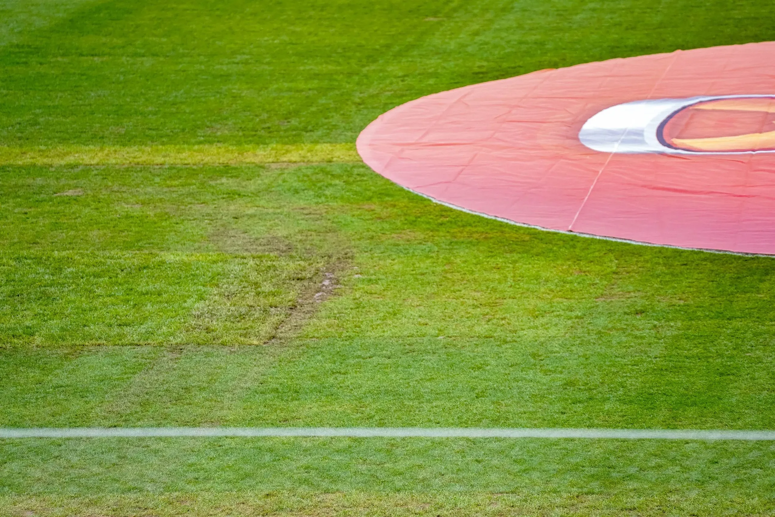 Cancha del Santa Laura antes del Superclásico. | Guille Salazar/DaleAlbo