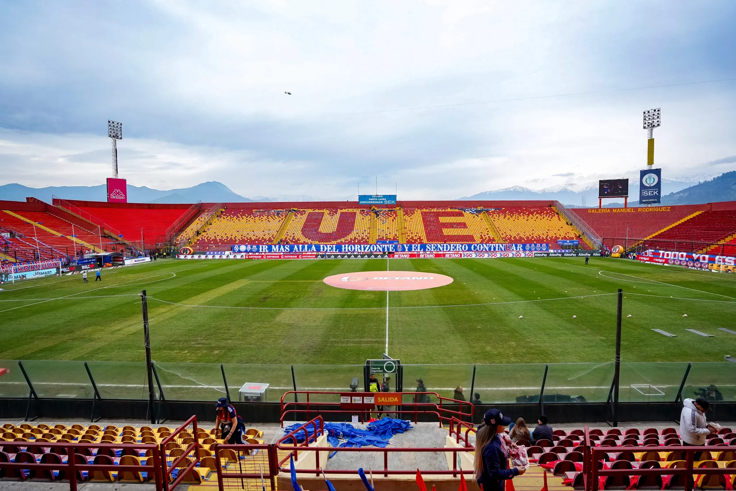 Estadio Santa Laura previo al Superclásico. | Guille Salazar/DaleAlbo