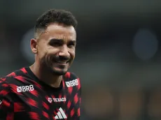 No alto, Danilo brilha, marca de cabeça e leva o Flamengo à final do Intercontinental