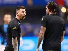 Messi se quejó con De Paul por la falta de luz en el estadio