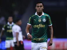 Lázaro recebe elogios da torcida do Palmeiras após gol