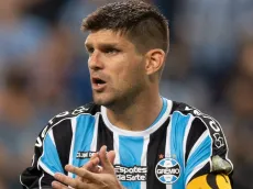 VAR cancela pênalti em Kannemann e torcida do Grêmio discorda