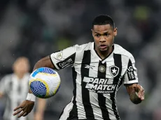 Botafogo analisa opções para suprir ausência de Júnior Santos em momento mais decisivo do ano