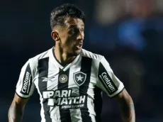 Botafogo mantém Damián Suárez entre inscritos e afasta rival