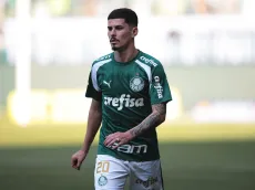 Elenco do Palmeiras volta aos treinos e torcida ironiza aparição de Rômulo