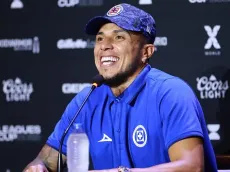 Grêmio volta a briga com Monterrey para contratar Carlos Salcedo