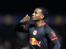 Corinthians sonda Helinho, mas ainda não fez proposta
