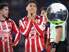 Chivas regresó a Guadalajara y jugadores tiene polémica actitud con aficionado