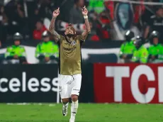Colo Colo sufre en Lima y consiguió un empate jugando con 9