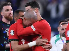 Emotivo consuelo entre Cristiano y Pepe, tras quedar afuero de la Euro