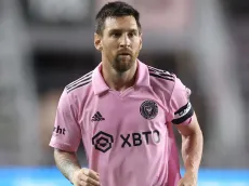 Carlos Valderrrama of the Tampa Bay Mutiny battles for the ball News  Photo - Getty Images